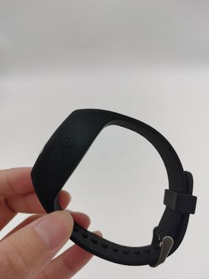 دستبند سیلیکونی فیتنس تراکر با باتری 2*LR1130